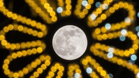 Watch 2025’s Final Full Moon Rise On Thursday